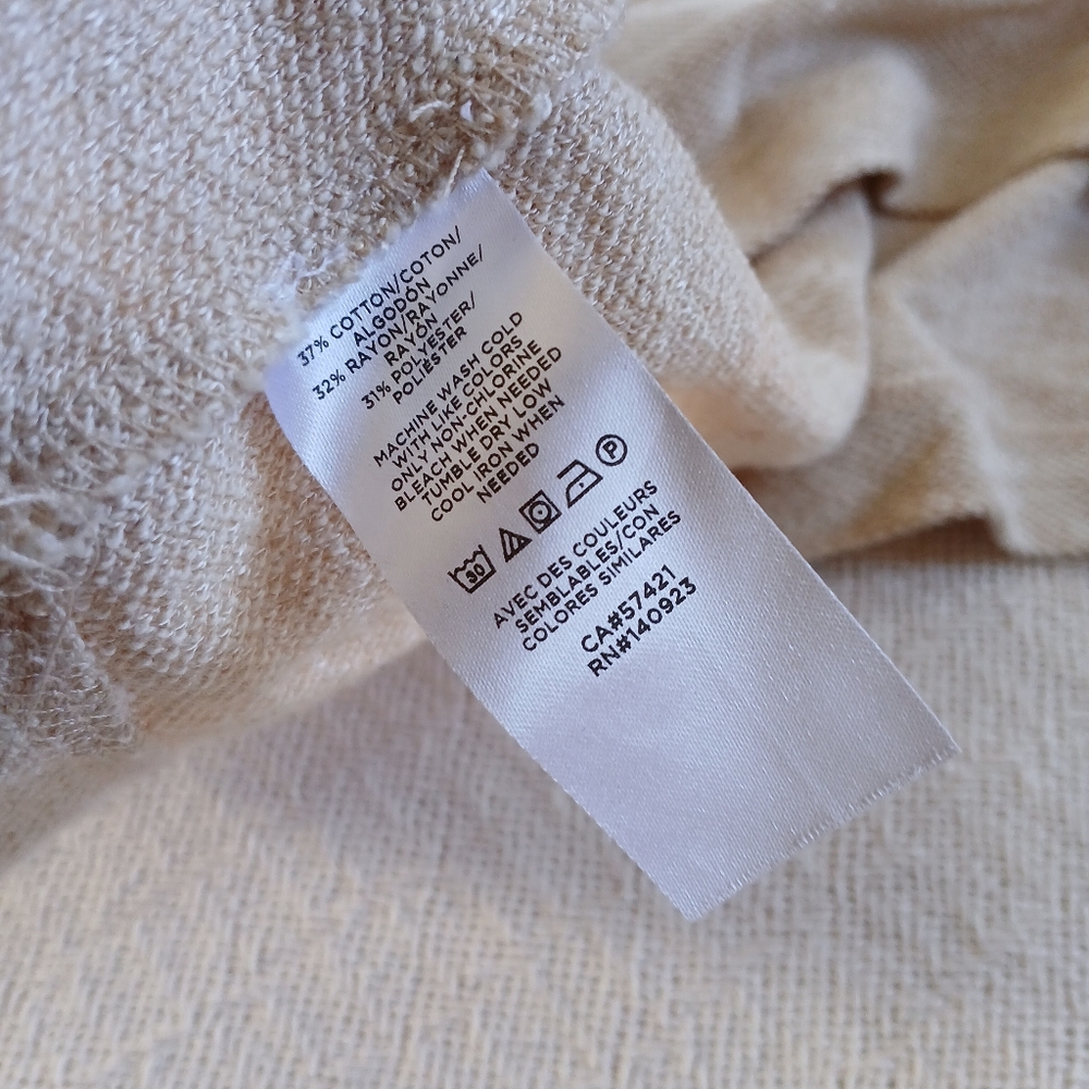 lou&grey ♡ long sleeve v neck top loft neutral minimalist pullover - Picture 5 of 7